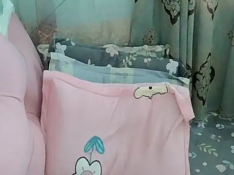 Snapshot of Xylona666 chatting on 01/31/25, 09:59 Xylona666 online show from 01/31/25, 09:59