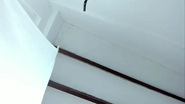 Oriana Guzman online show from 01/15/25, 10:06