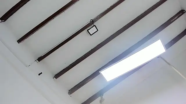 Oriana Guzman online show from 02/20/25, 07:08