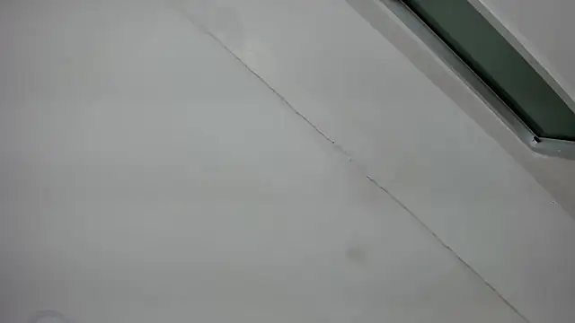 Oriana Guzman online show from 09/12/25, 11:37