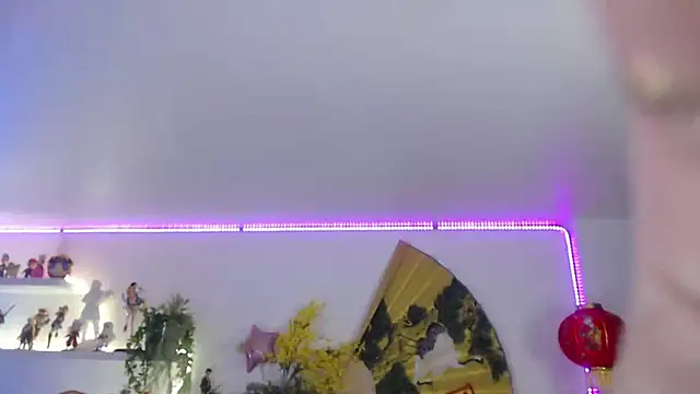 albaismynameX online show from 03/03/25, 12:05