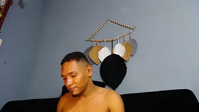 Grandeygruesa1 online show from 01/08/25, 05:37