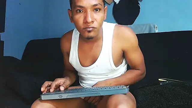 Grandeygruesa1 online show from 11/01/25, 03:19