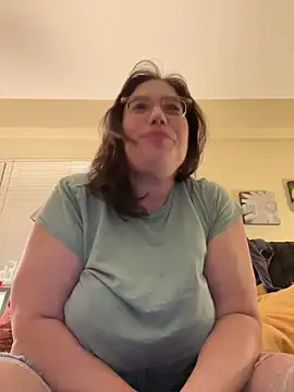 Bosschica online show from 12/10/24, 05:17