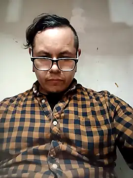 Snapshot of AlanDickson chatting on 01/29/25, 07:36 AlanDickson online show from 01/29/25, 07:36