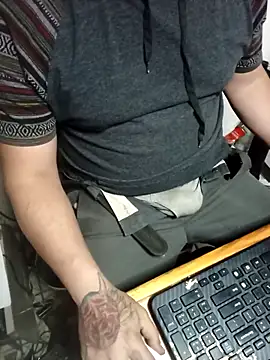 Snapshot of AlanDickson chatting on 03/02/25, 08:48 AlanDickson online show from 03/02/25, 08:48