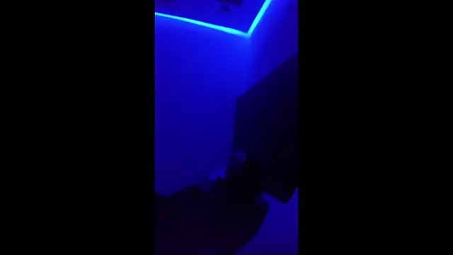 Snapshot of AlanDickson chatting on 11/20/25, 01:33 AlanDickson online show from 11/20/25, 01:33