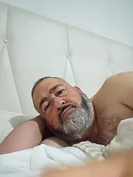 polla calientes47 online show from 02/02/25, 04:26