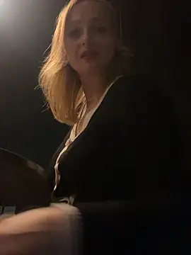 Snapshot of LadyTatiana_Madam chatting on 11/04/25, 07:24 LadyTatiana Madam online show from 11/04/25, 07:24