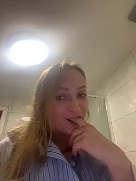 Snapshot of LadyTatiana_Madam chatting on 02/25/26, 08:51 LadyTatiana Madam online show from 02/25/26, 08:51