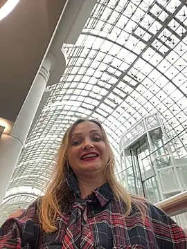 Snapshot of LadyTatiana_Madam chatting on 03/01/26, 02:52 LadyTatiana Madam online show from 03/01/26, 02:52