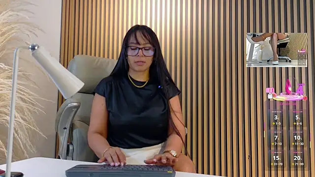 lulu 072 online show from 06/20/26, 12:25