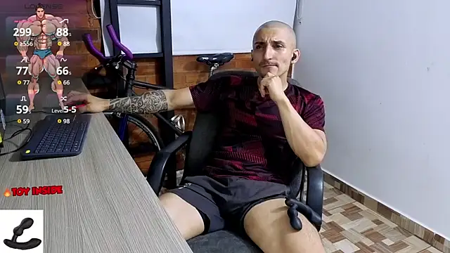 Marck Muscle online show from 11/17/25, 11:21