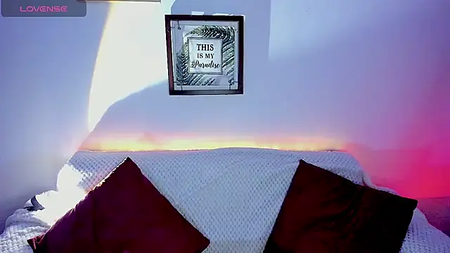 Buttyy Cherry online show from 11/17/25, 03:51