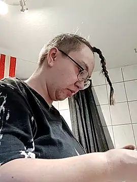 Snapshot of Isabella_Geney chatting on 03/01/26, 04:42 Isabella Geney online show from 03/01/26, 04:42