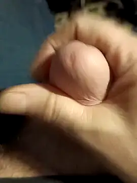 Snapshot of massive_cum chatting on 02/01/26, 08:02 massive cum online show from 02/01/26, 08:02