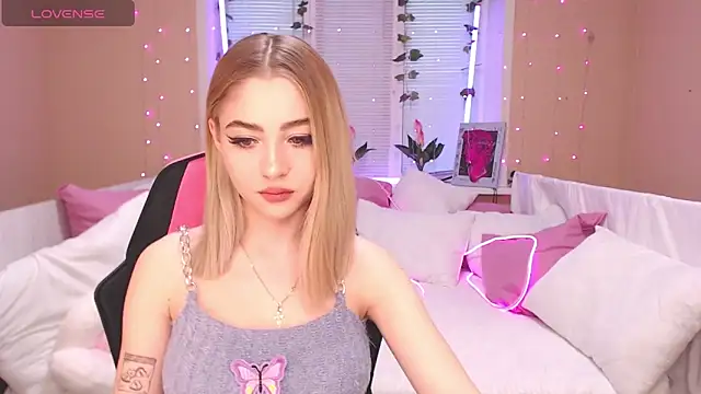 Snapshot of Tessa_Walker chatting on 01/26/25, 08:36 Tessa Walker online show from 01/26/25, 08:36