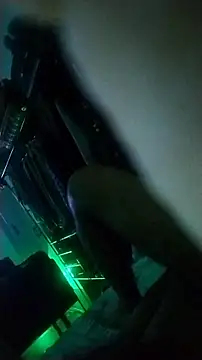 UncutToyBoy23cm online show from 09/15/25, 06:35