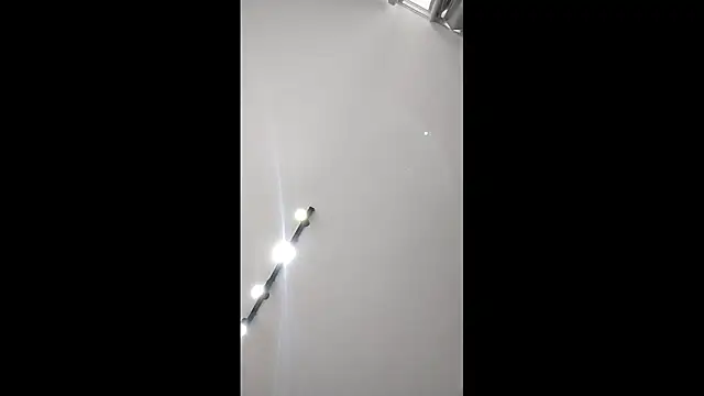 UncutToyBoy23cm online show from 12/22/25, 09:01