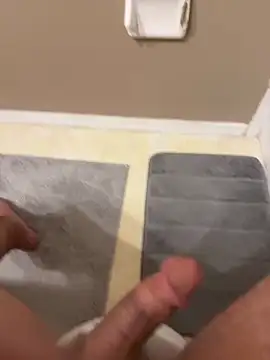 Snapshot of bigitaliandic chatting on 02/10/25, 10:09 bigitaliandic online show from 02/10/25, 10:09