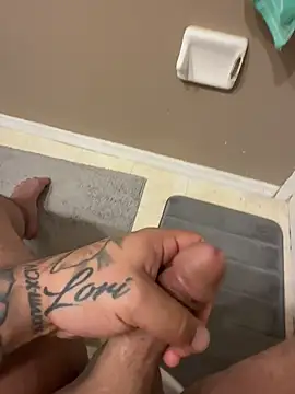 Snapshot of bigitaliandic chatting on 10/06/25, 04:21 bigitaliandic online show from 10/06/25, 04:21