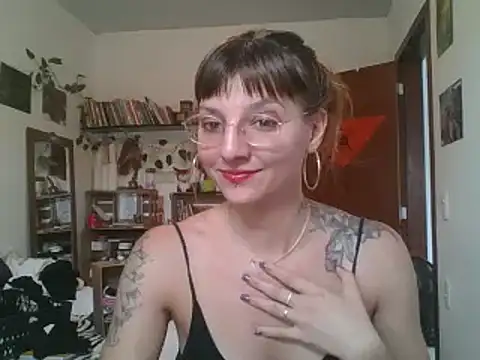Snapshot of SweetyBabyDemon chatting on 12/04/24, 04:27 SweetyBabyDemon online show from 12/04/24, 04:27