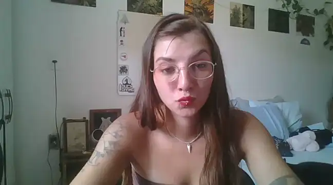 Snapshot of SweetyBabyDemon chatting on 03/15/25, 01:07 SweetyBabyDemon online show from 03/15/25, 01:07