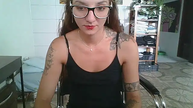 Snapshot of SweetyBabyDemon chatting on 02/22/26, 12:47 SweetyBabyDemon online show from 02/22/26, 12:47