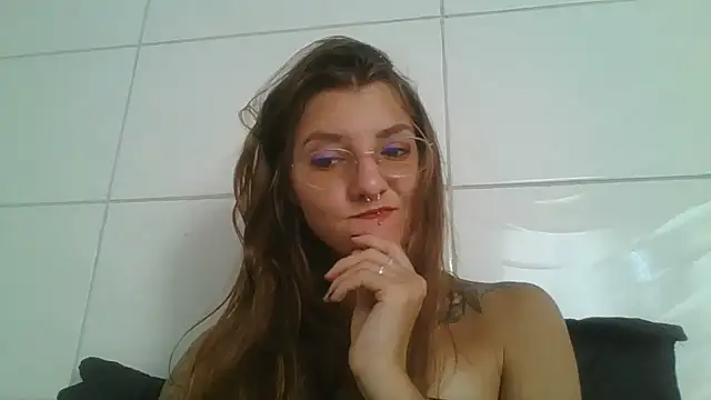 Snapshot of SweetyBabyDemon chatting on 03/15/26, 01:39 SweetyBabyDemon online show from 03/15/26, 01:39