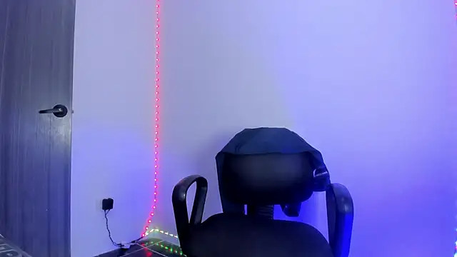 Snapshot of Master_Rimay chatting on 10/11/25, 12:10 Master Rimay online show from 10/11/25, 12:10