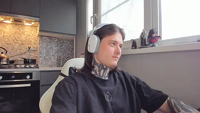  torfin  online show from 03/10/25, 05:54