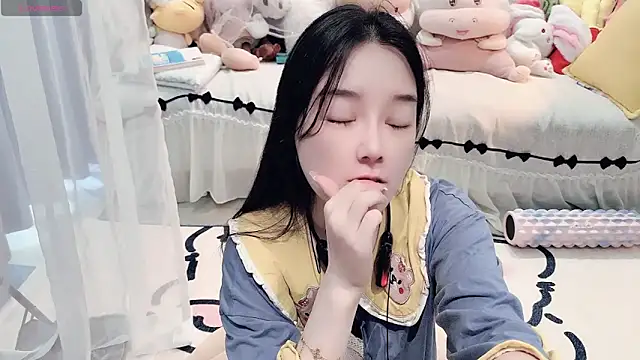 AKiKi711 online show from 04/28/26, 04:50