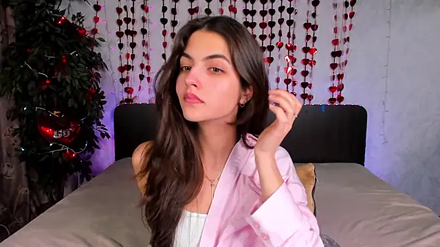 Milana Crystal  online show from 03/03/25, 05:50