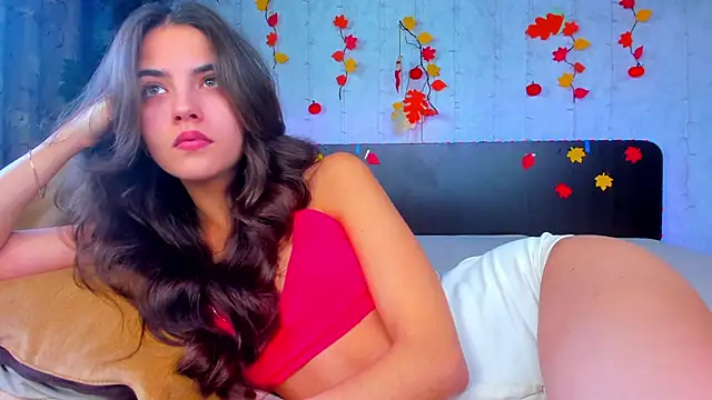 Milana Crystal  online show from 10/29/25, 08:05