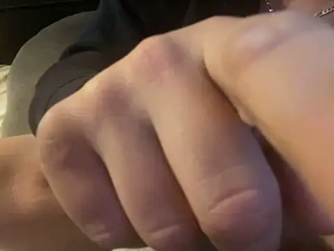 kiksnap-meistro5 online show from 12/20/25, 09:27