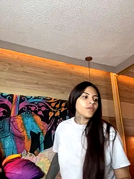 Cori Paige online show from 11/23/25, 04:34