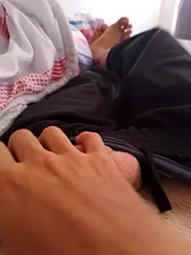 Adee21e online show from 01/10/26, 03:25