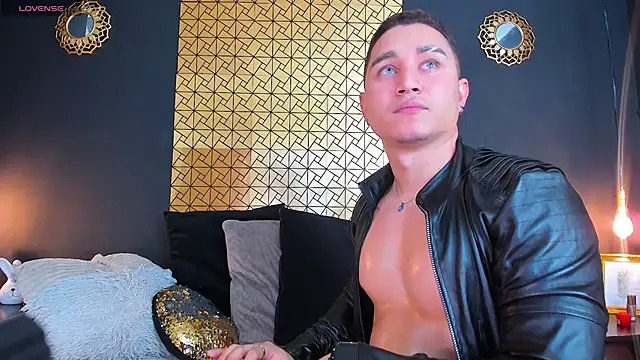 francesco evan online show from 02/07/25, 09:04