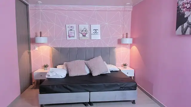 zara  sweet online show from 09/24/25, 01:03