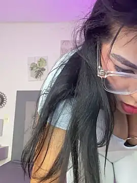 Snapshot of Kylie2211 chatting on 01/30/25, 02:38 Kylie2211 online show from 01/30/25, 02:38