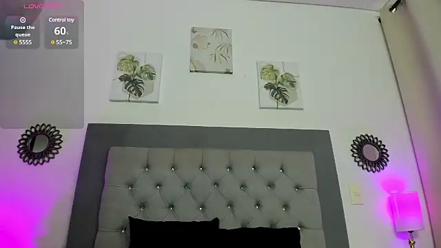 Snapshot of Kylie2211 chatting on 03/10/25, 12:15 Kylie2211 online show from 03/10/25, 12:15