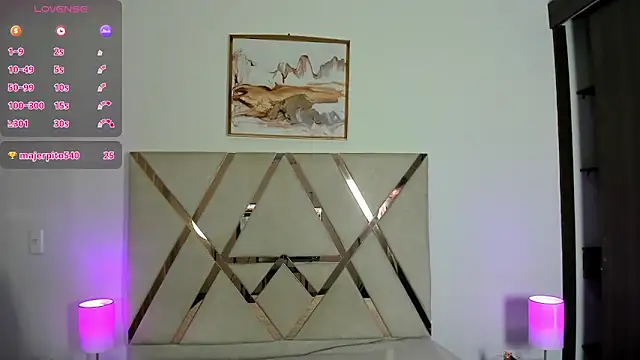 Snapshot of Kylie2211 chatting on 09/17/25, 03:19 Kylie2211 online show from 09/17/25, 03:19