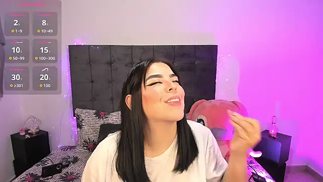 Snapshot of Kylie2211 chatting on 11/06/25, 03:24 Kylie2211 online show from 11/06/25, 03:24