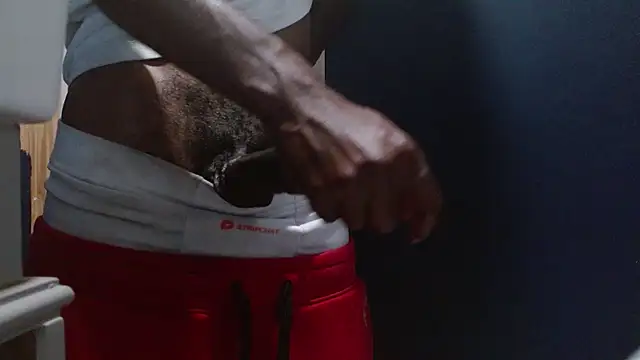 Snapshot of phbbcsham chatting on 02/16/25, 08:22 phbbcsham online show from 02/16/25, 08:22