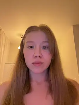 Snapshot of Eva_Weyne chatting on 05/07/26, 09:31 Eva Weyne online show from 05/07/26, 09:31