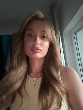 Snapshot of Sweet__Milly chatting on 08/05/26, 05:16 Sweet Milly online show from 08/05/26, 05:16