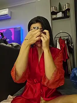 Snapshot of Esmertarcinim chatting on 02/06/26, 04:10 Esmertarcinim online show from 02/06/26, 04:10