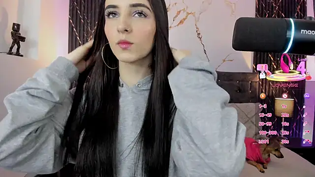 Snapshot of devlin_violett chatting on 11/25/25, 03:28 devlin violett online show from 11/25/25, 03:28