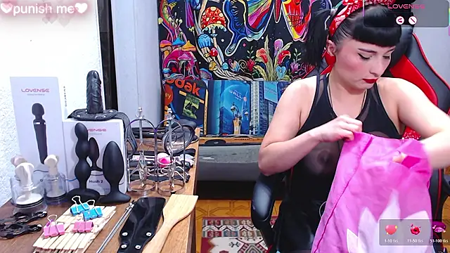 Snapshot of leah__smiith chatting on 02/26/26, 02:32 leah smiith online show from 02/26/26, 02:32