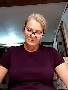 irinamaux online show from 10/26/25, 06:19